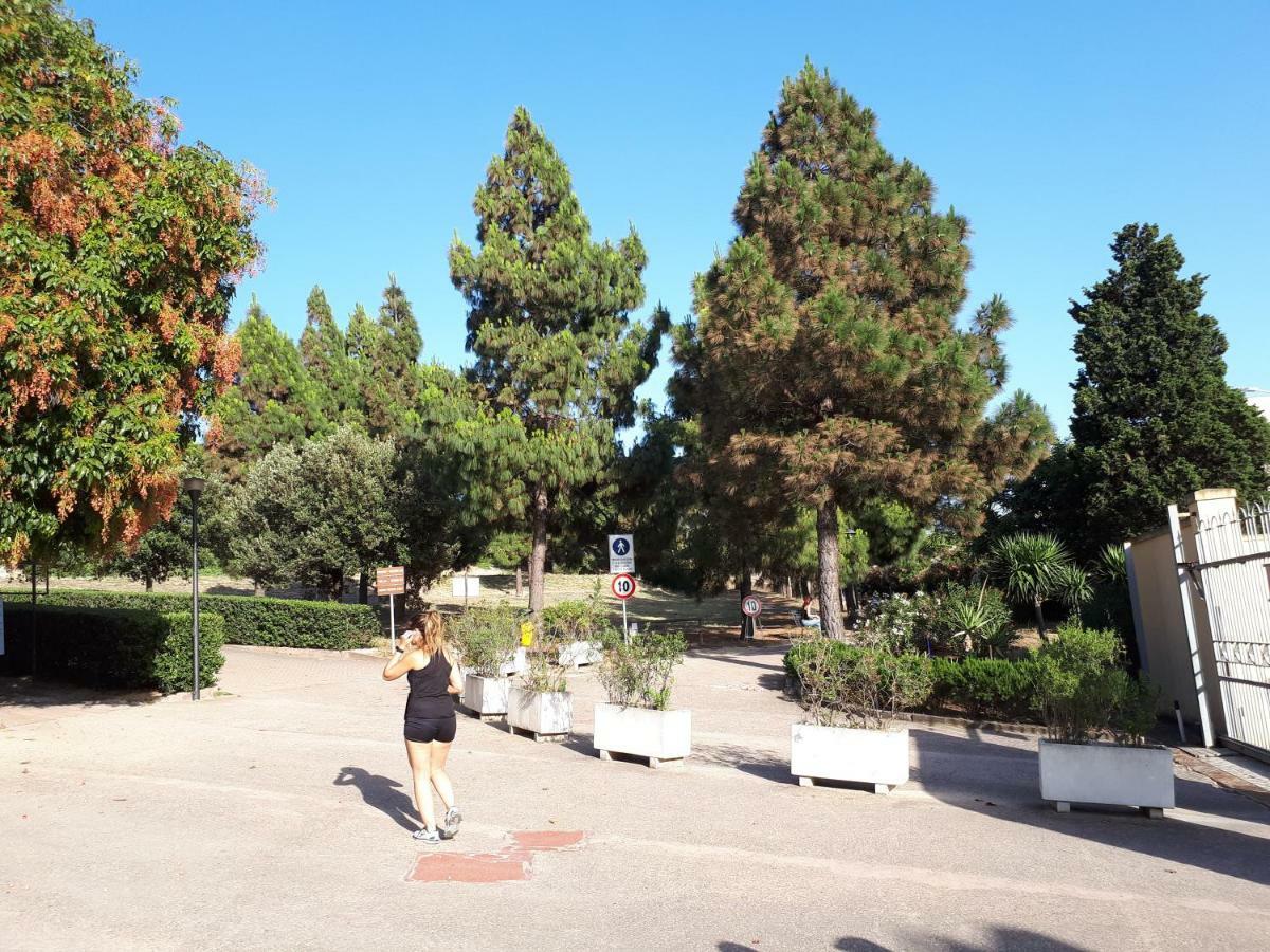 Mari Pintau Hotel Cagliari Bagian luar foto